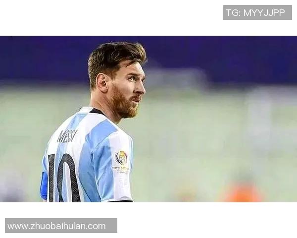 足坛巨星风采：从梅西到C罗，探索他们的传奇足迹与人生历程